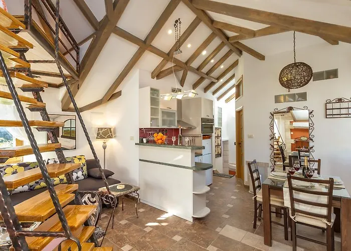 Apartment Romansa